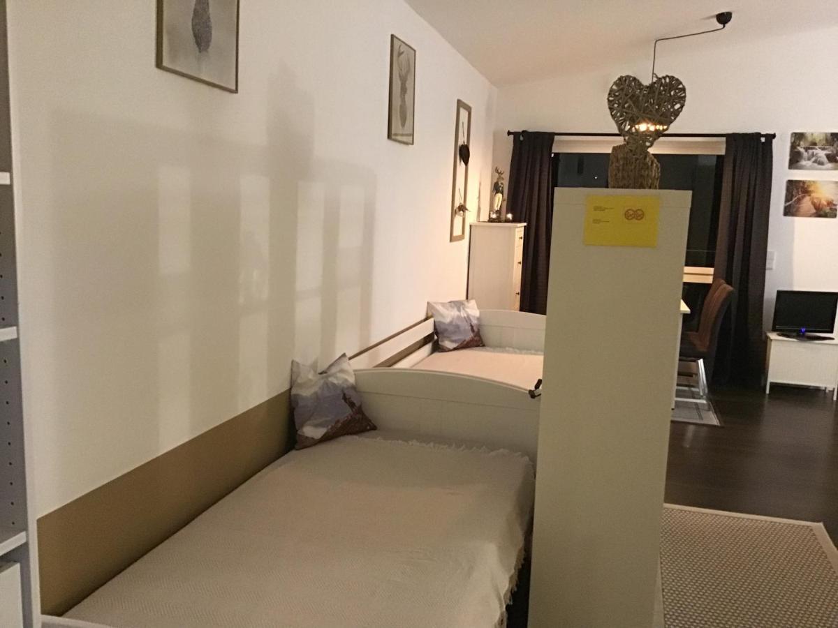 Private Zimmervermietung "Appartement Rosi" Reisbach Eksteriør billede