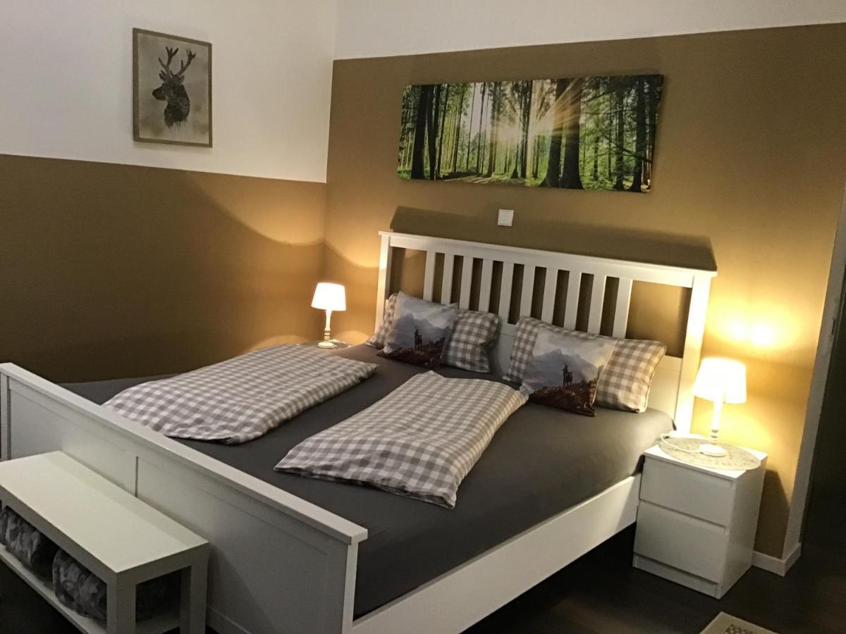Private Zimmervermietung "Appartement Rosi" Reisbach Eksteriør billede