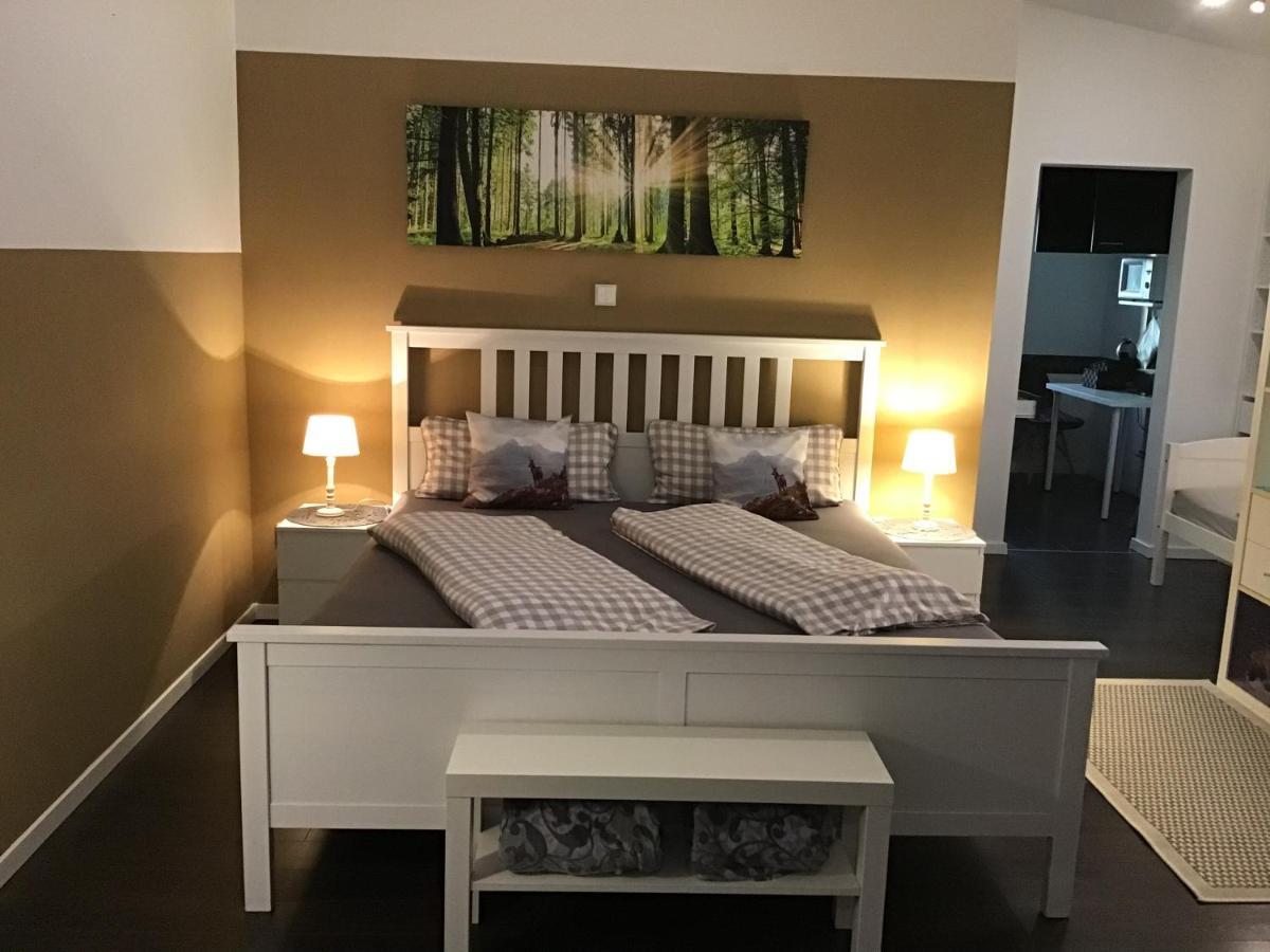 Private Zimmervermietung "Appartement Rosi" Reisbach Eksteriør billede